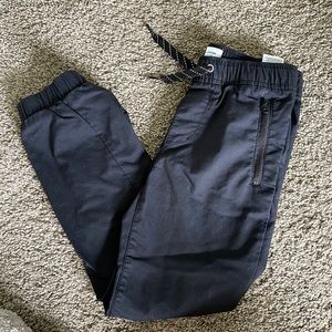 Old Navy Boys’ Black Tech Jogger, S (6/7)